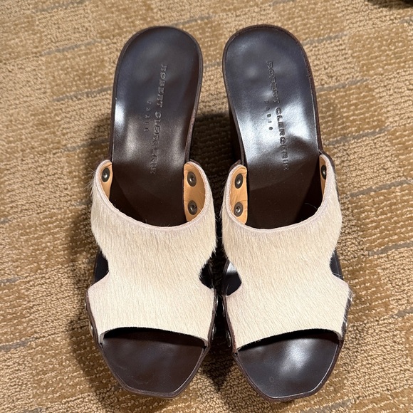 Robert Clergerie Faux Cream Pony Hair and Brown Heels - Picture 1 of 2